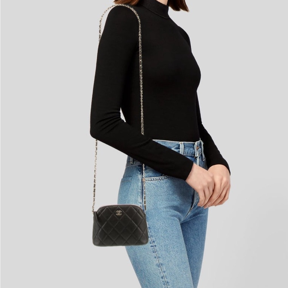 CHANEL Crossbody Black Caviar Leather Bag with Gold Hardware. 100% Authentic!!! - Picture 7 of 7